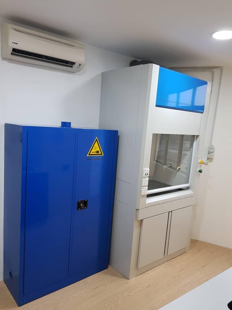 Ducted Fume Hood with Duct Work and Chimney - DOE Approval standard - Image 10